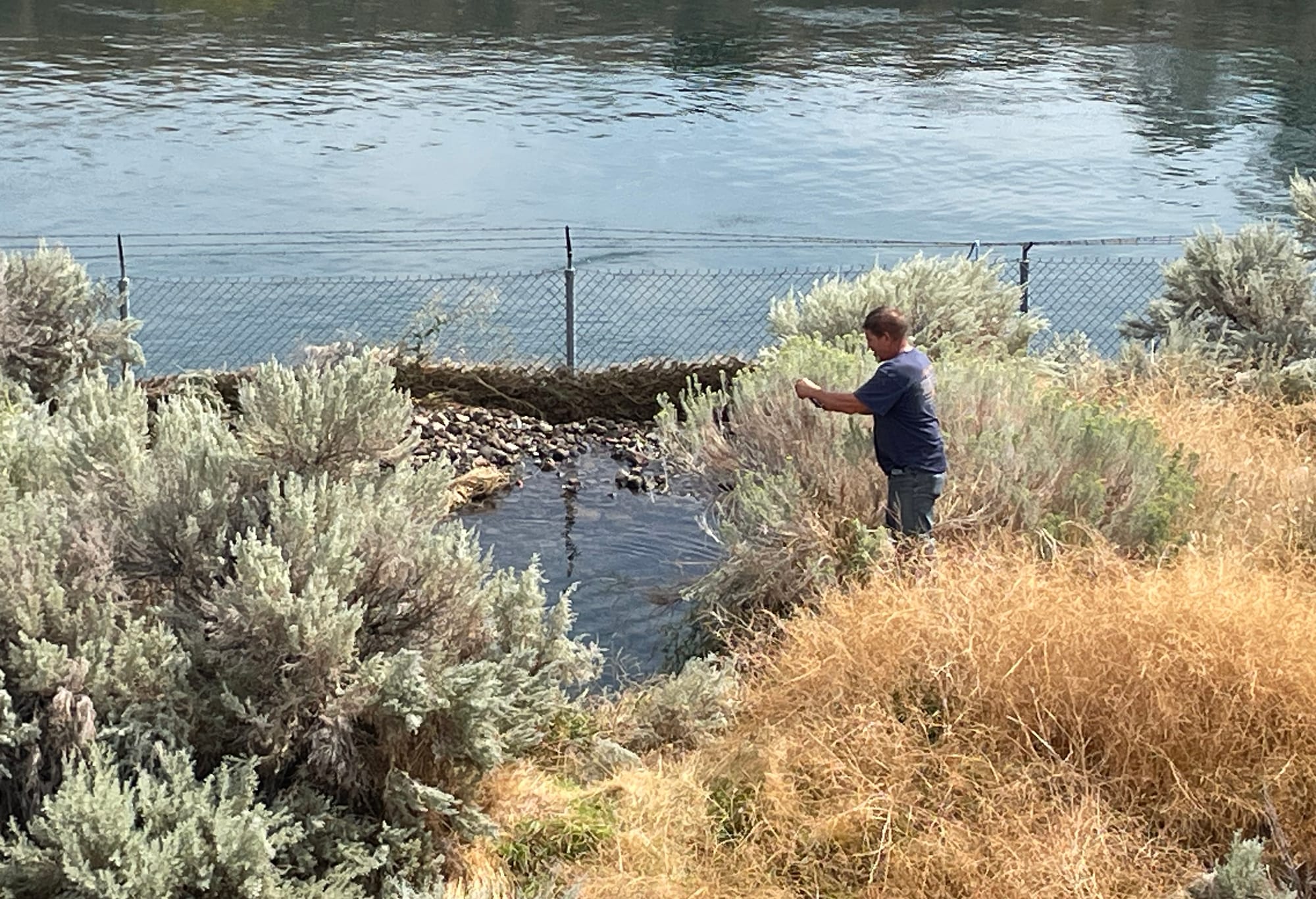 Ruptured pipe depletes Ephrata reservoir; boil advisory issued