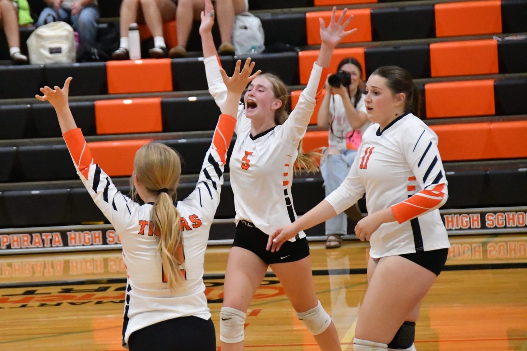 Ephrata volleyball falters in non-league matchup with Manson