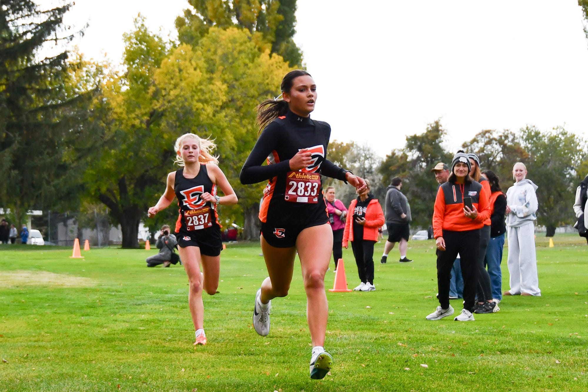 Rebecca Wiser (2837) and Hannah Malone (2833) cross the line just steps apart at Ephrata's home race, finishing fourth and third overall.