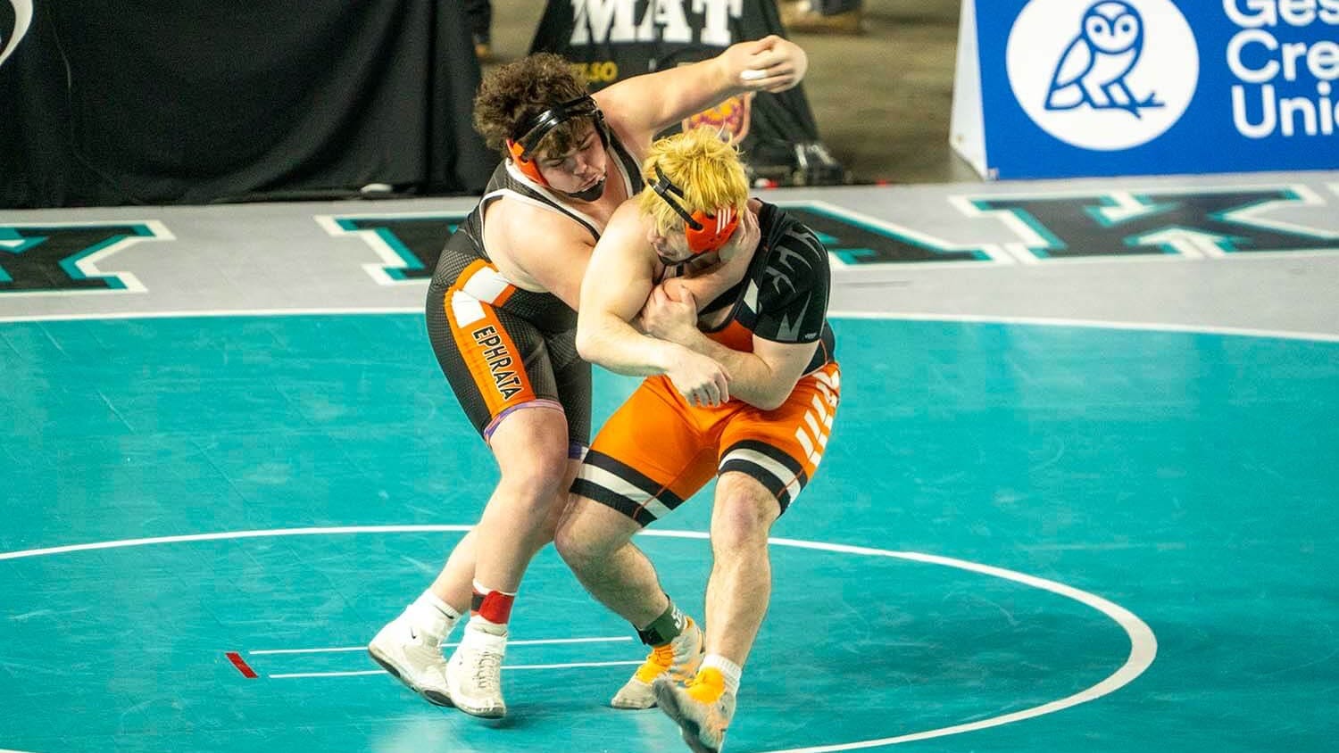 Ephrata boys fight through consolation bracket; two reach state podium