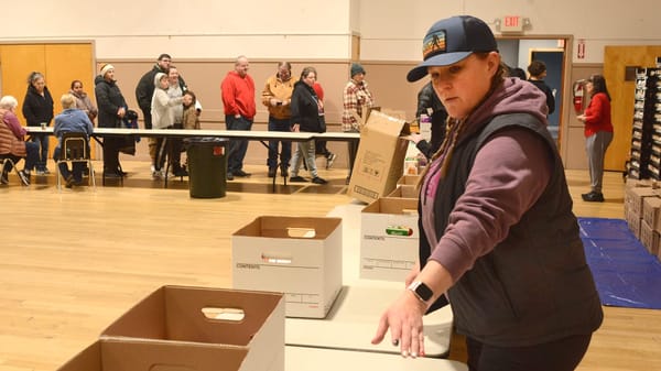 Holiday tradition: Christmas meals, toys distributed at ERC post image